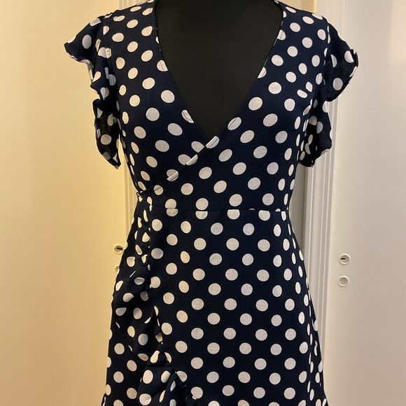 🩶 Paper Hearts White Polka Dot Mini Wrap Dress Size Small - Picture 2 of 8